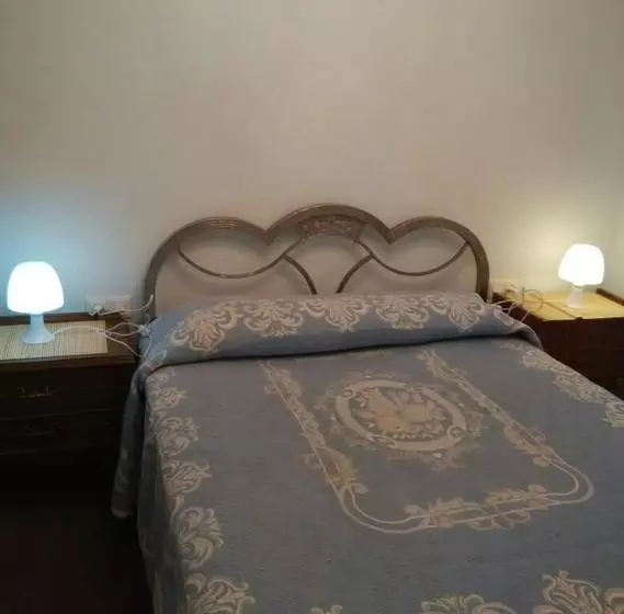 تختخواب و صبحانه Apartamento Turístico Capuchinos