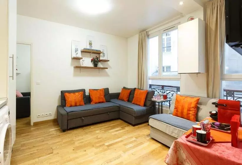تختخواب و صبحانه Appartement Petits Champs Ii