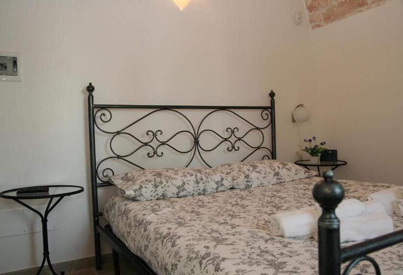 ベッドアンドブレックファースト La Dimora Gigante