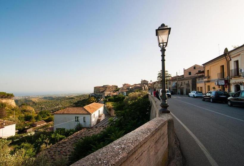 צימר Lo Sparviero