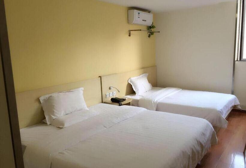 בית מלון כפרי 7days Inn Chengdu Itoyokado Department Store