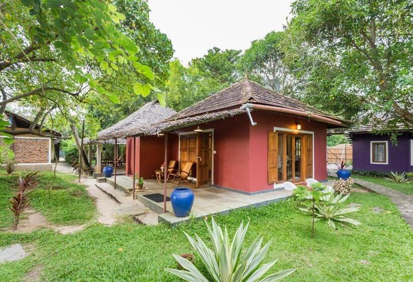 فندق Azure Tides Marari