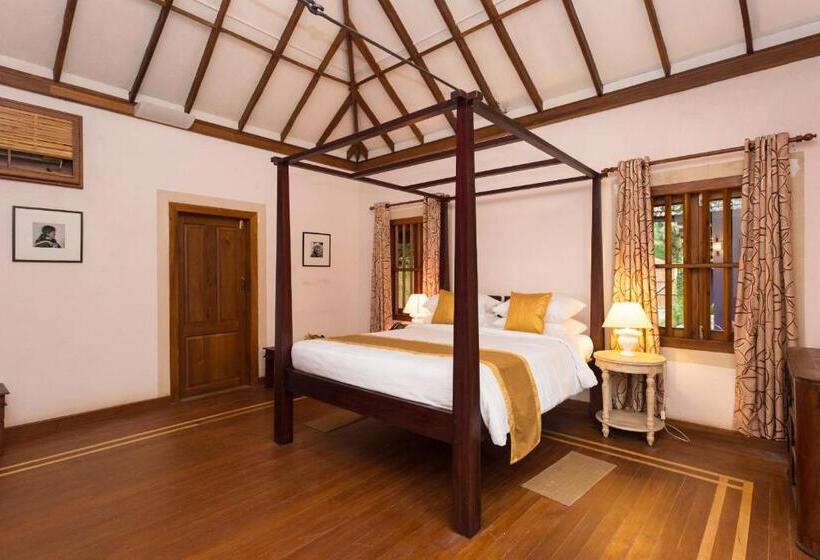 فندق Azure Tides Marari