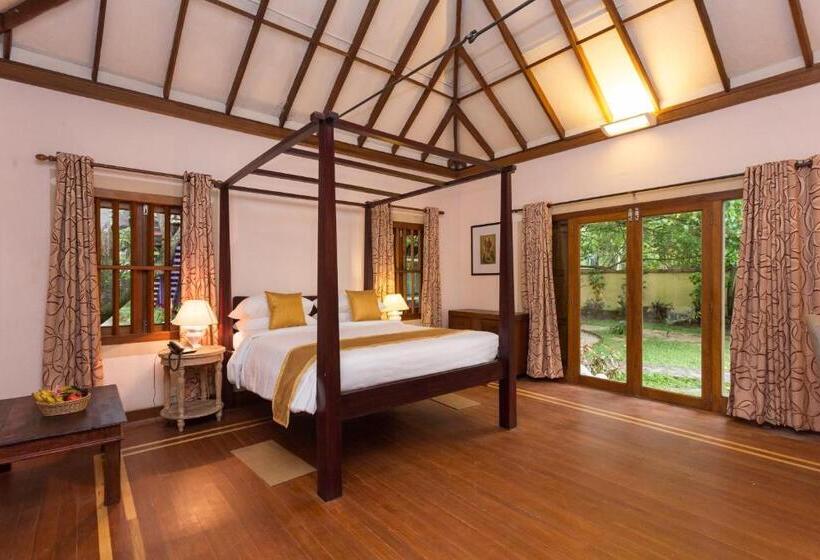 فندق Azure Tides Marari