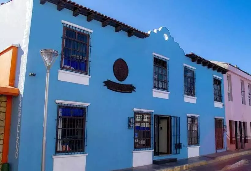 ホテル Posada El Castellano