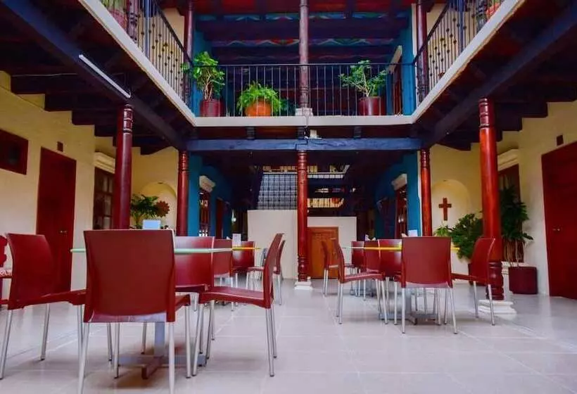 ホテル Posada El Castellano
