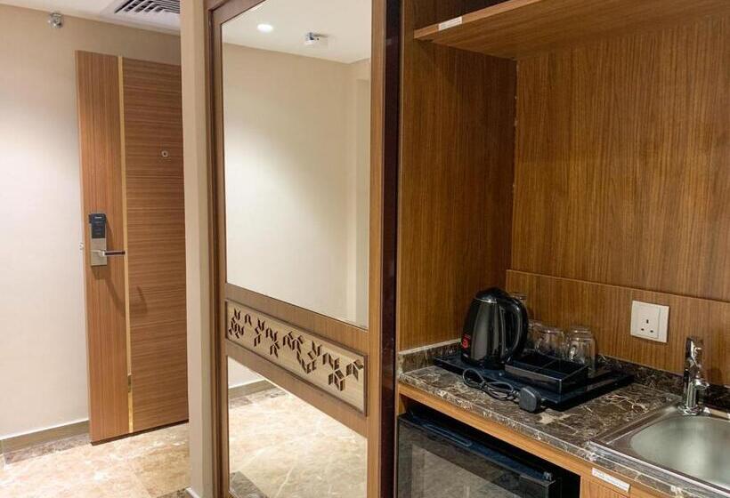 Midan Hotel & Suites Al Aziziya