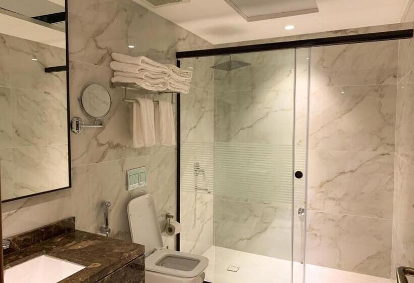 Midan Hotel & Suites Al Aziziya