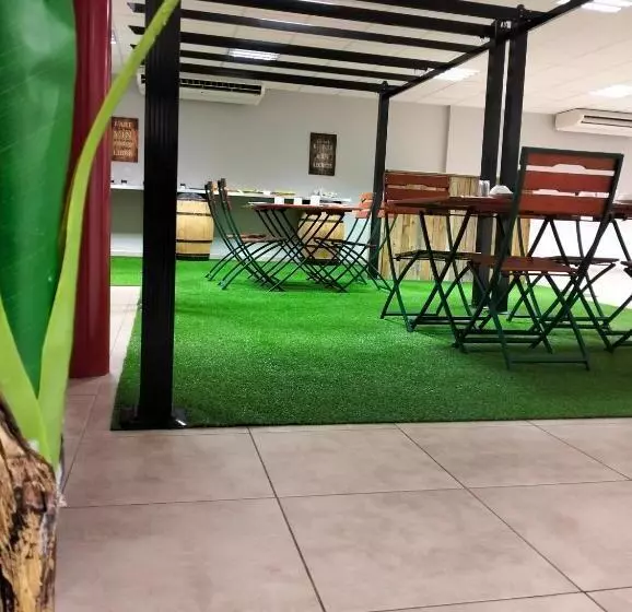 Aamiaismajoitus (B&B) Tikazéla Escale Tournon Sur Rhône