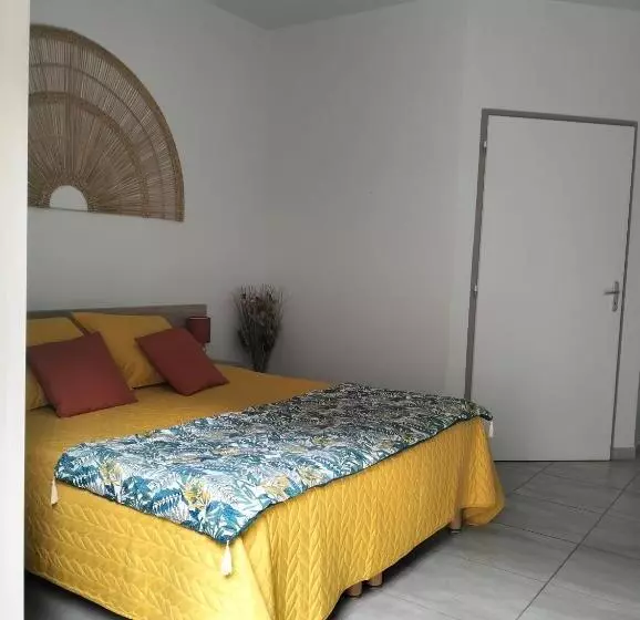 Aamiaismajoitus (B&B) Tikazéla Escale Tournon Sur Rhône