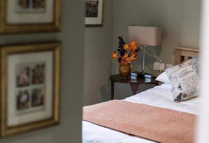 ベッドアンドブレックファースト Pennygate Lodge