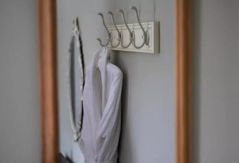 ベッドアンドブレックファースト Pennygate Lodge