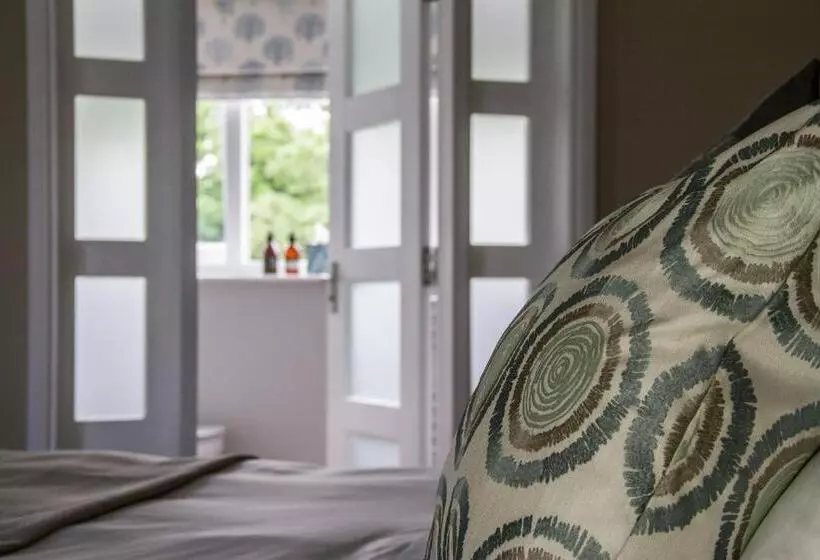 ベッドアンドブレックファースト Pennygate Lodge