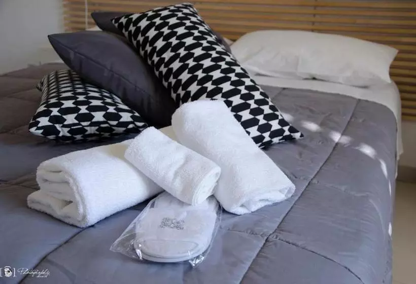 Aamiaismajoitus (B&B) Rescio's Rooms
