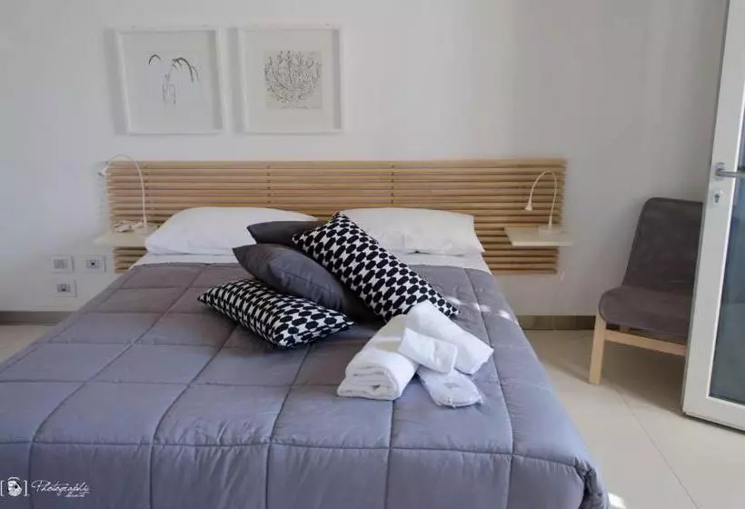 Aamiaismajoitus (B&B) Rescio's Rooms