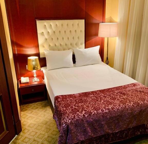 Clover Hotel Baku Formula 1 View