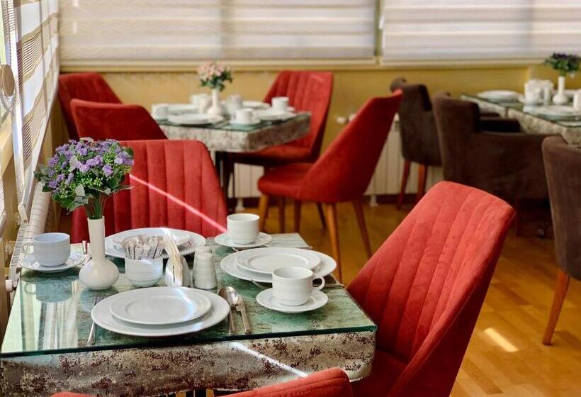 Clover Hotel Baku Formula 1 View