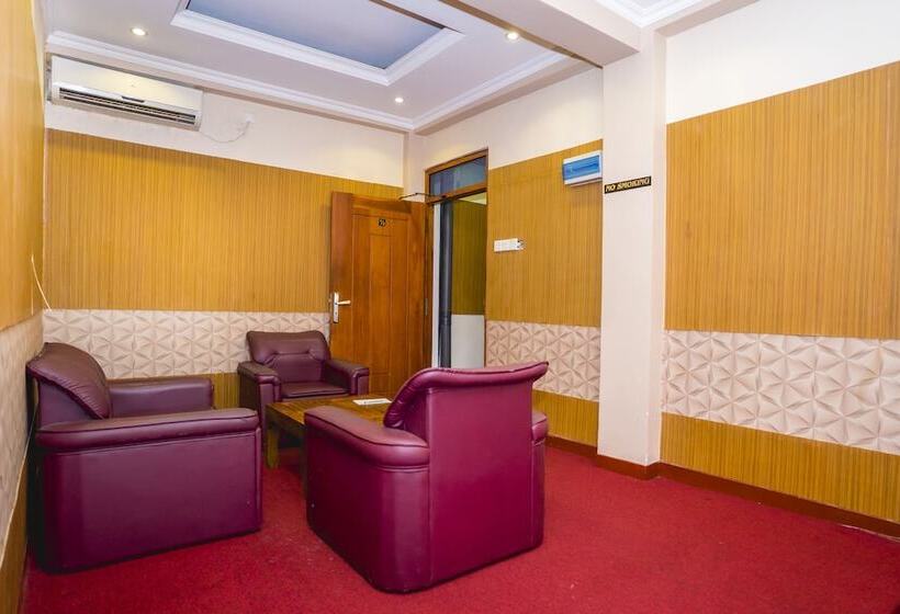 בית מלון כפרי Al Manaal Residency