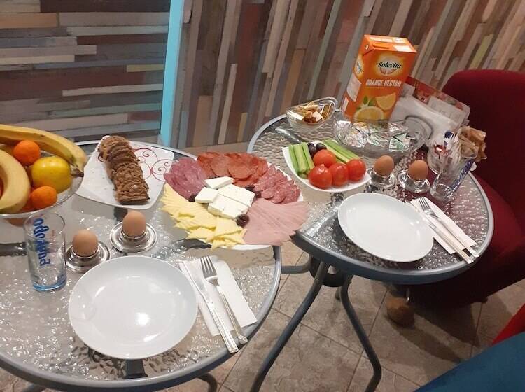 בית מלון כפרי Elegans