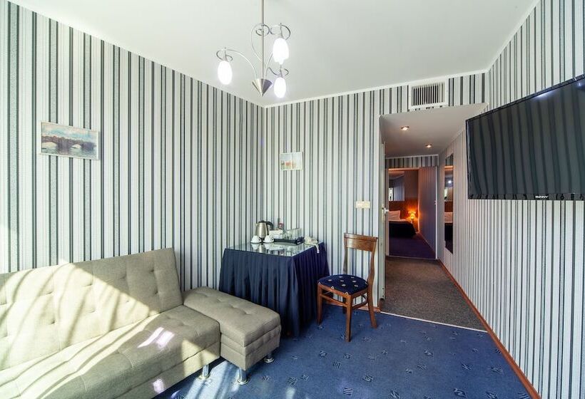 בית מלון כפרי Elegans