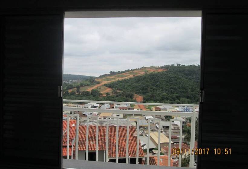 בית מלון כפרי Jc Palace