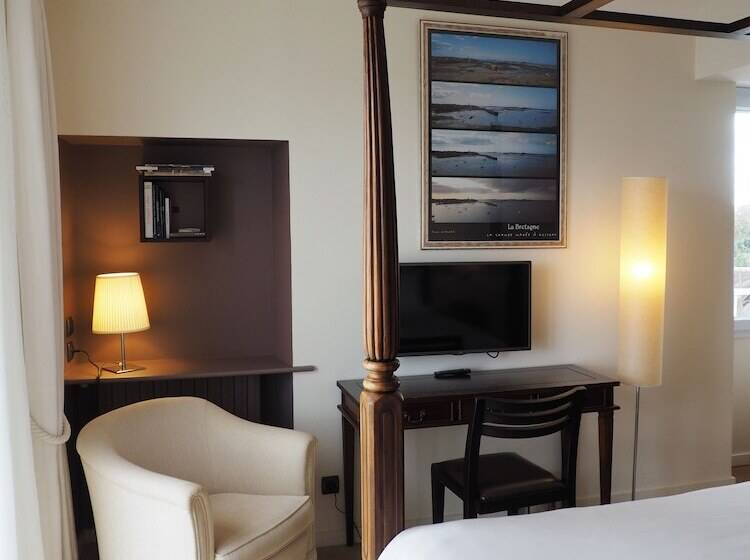 בית מלון כפרי Logis Hôtel De Carantec