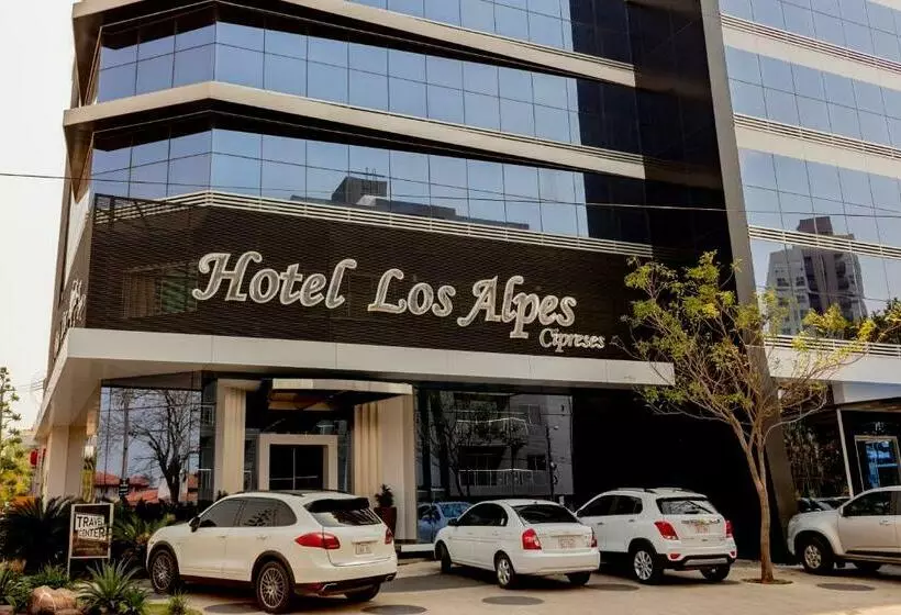 هتل Los Alpes Cipreses