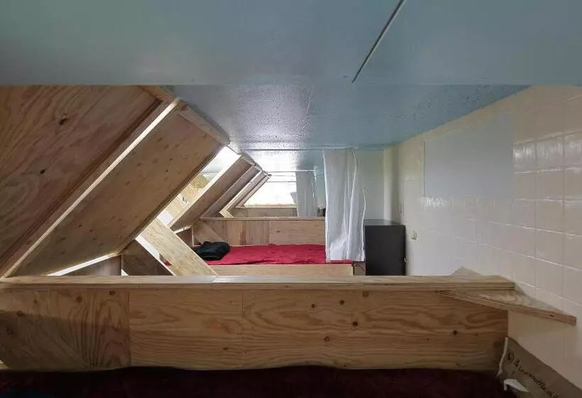 Music Uni Street Backpacker S Hostel