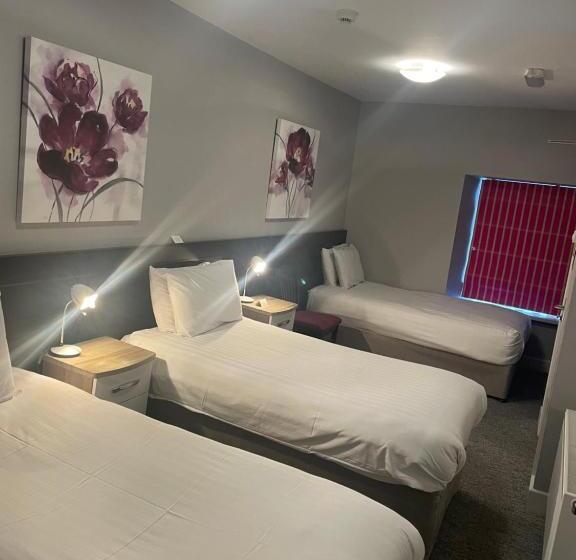 مبيت وإفطار Behan's Horseshoe Bar & Restaurant