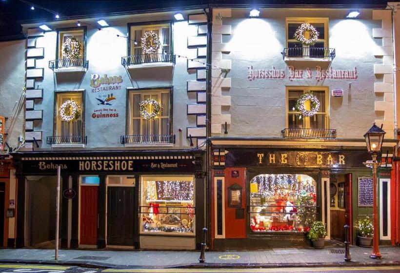 مبيت وإفطار Behan's Horseshoe Bar & Restaurant