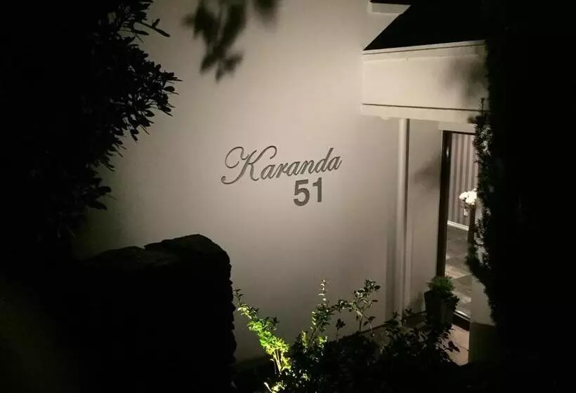 تختخواب و صبحانه Karanda Bnb