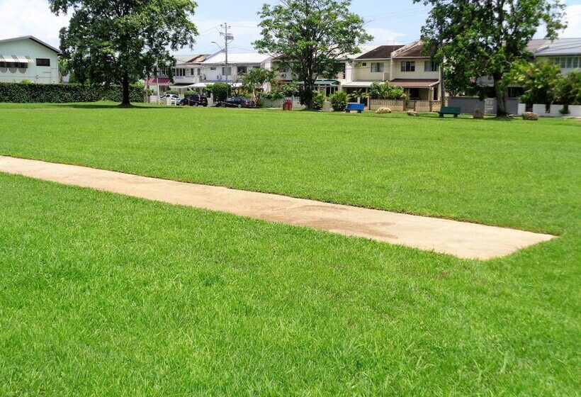 تختخواب و صبحانه The Illier S