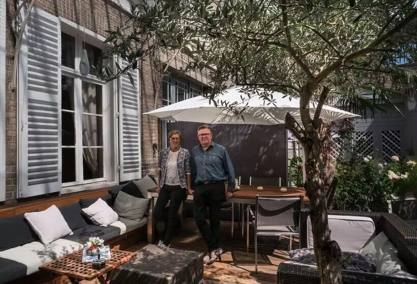 ベッドアンドブレックファースト Une Maison En Ville, Hyper Centre Ville, Spa