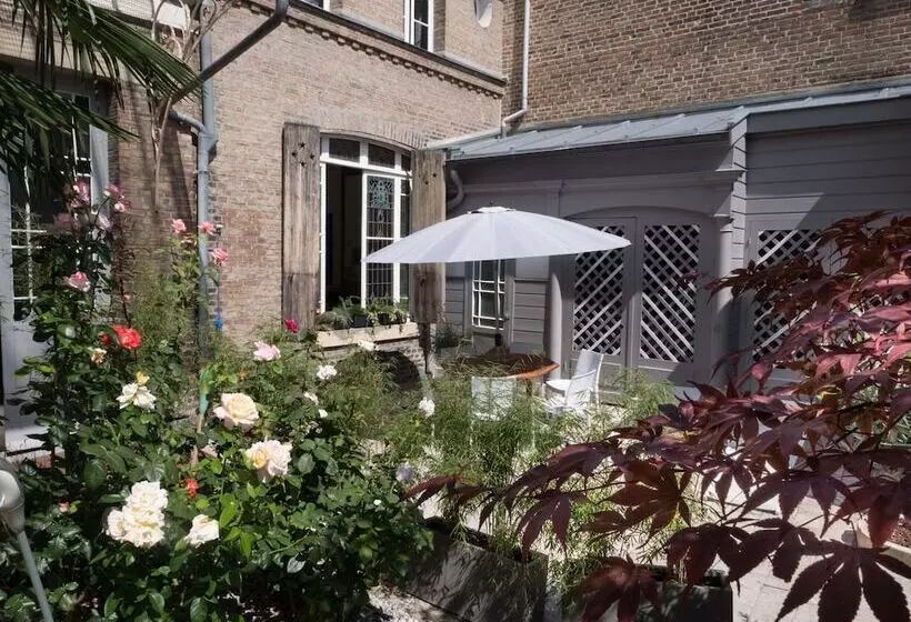 ベッドアンドブレックファースト Une Maison En Ville, Hyper Centre Ville, Spa