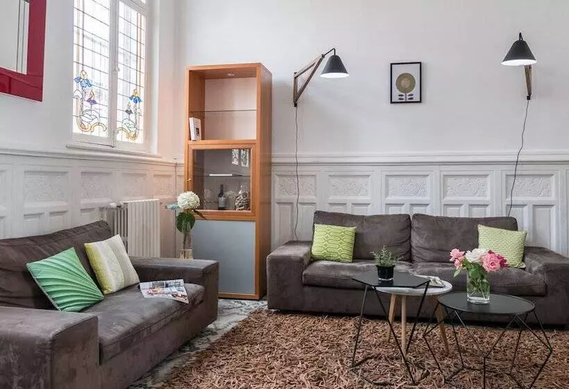 ベッドアンドブレックファースト Une Maison En Ville, Hyper Centre Ville, Spa