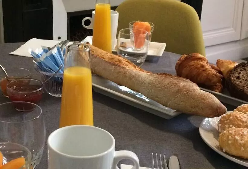 ベッドアンドブレックファースト Une Maison En Ville, Hyper Centre Ville, Spa