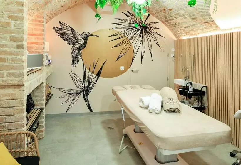 ベッドアンドブレックファースト Une Maison En Ville, Hyper Centre Ville, Spa