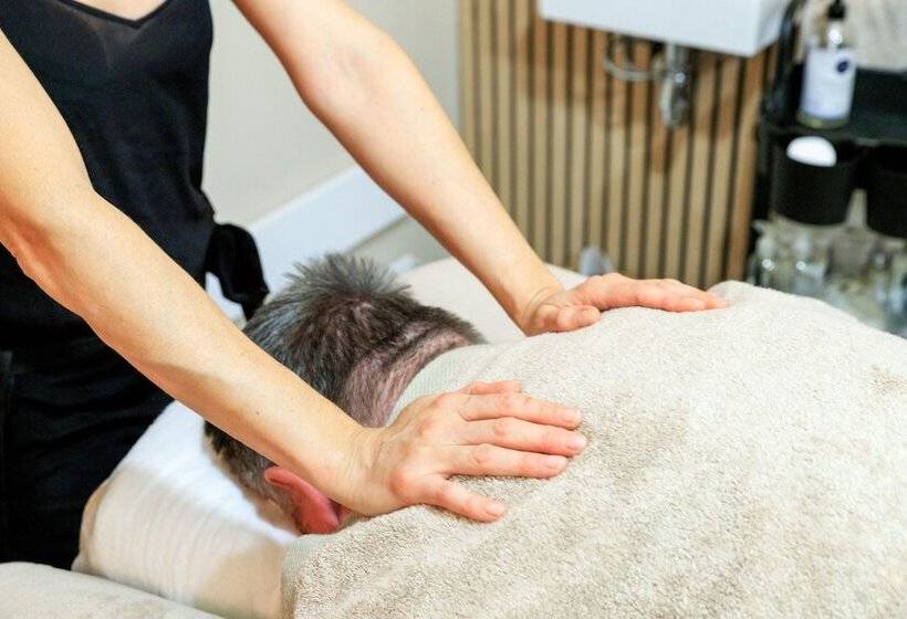 تختخواب و صبحانه Une Maison En Ville, Hyper Centre Ville, Spa