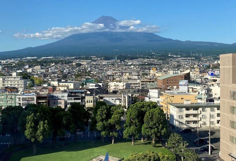 בית מלון כפרי Nishimura