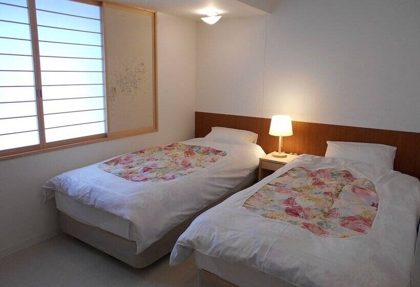 בית מלון כפרי Nishimura