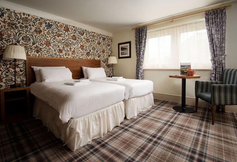 ホテル The Hog S Head Inn   The Inn Collection Group