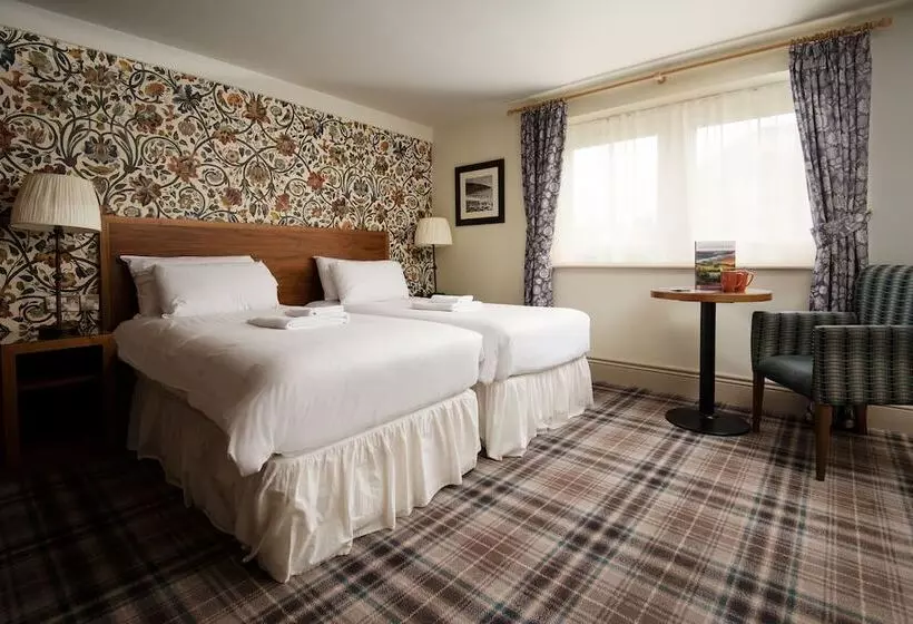 هتل The Hog S Head Inn   The Inn Collection Group