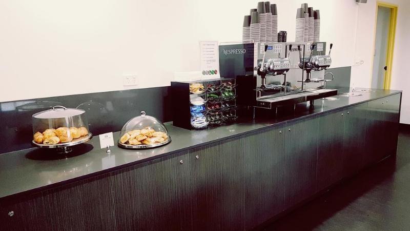 בית מלון כפרי Valuesuites Green Square