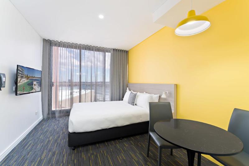 בית מלון כפרי Valuesuites Green Square