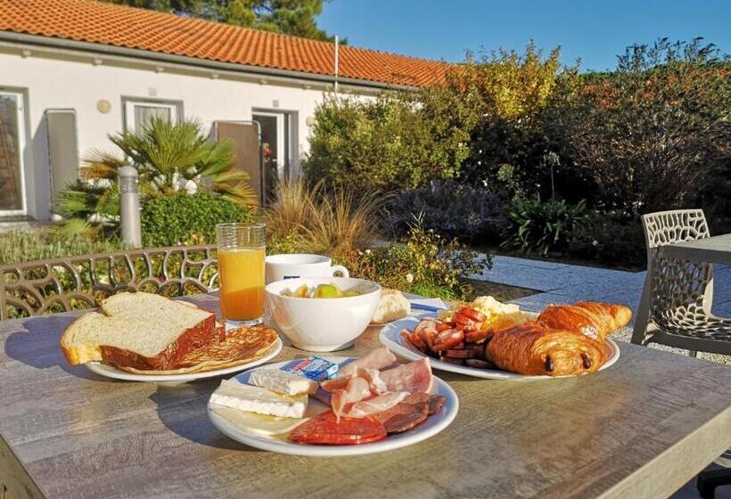 Отель Vent D Eden Park