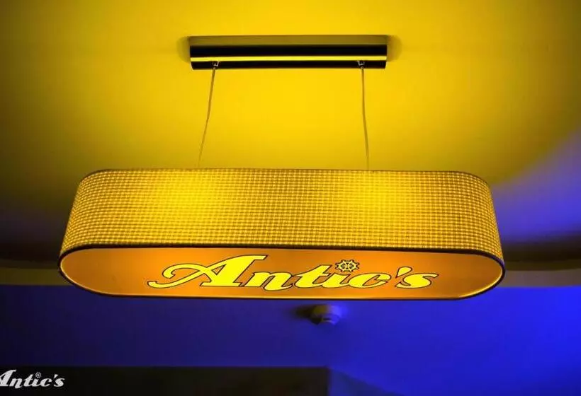 Motel Pizzeria Antic's