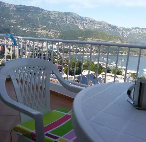 Sea View Apartment
