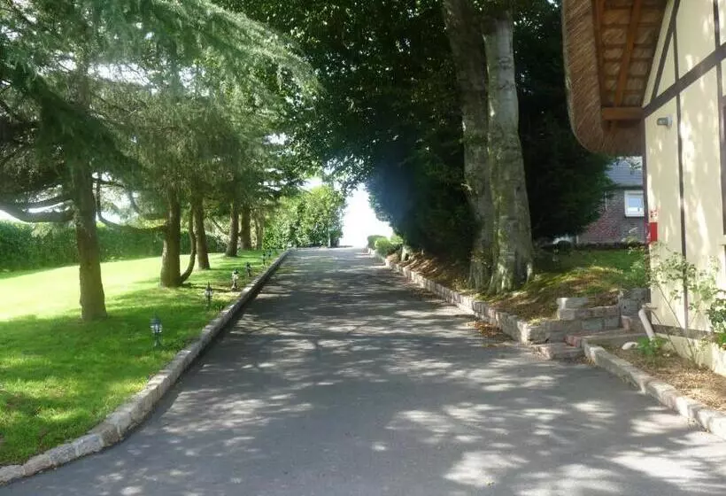 Aamiaismajoitus (B&B) Chambres D'hôtes Le Domaine De La Marnière