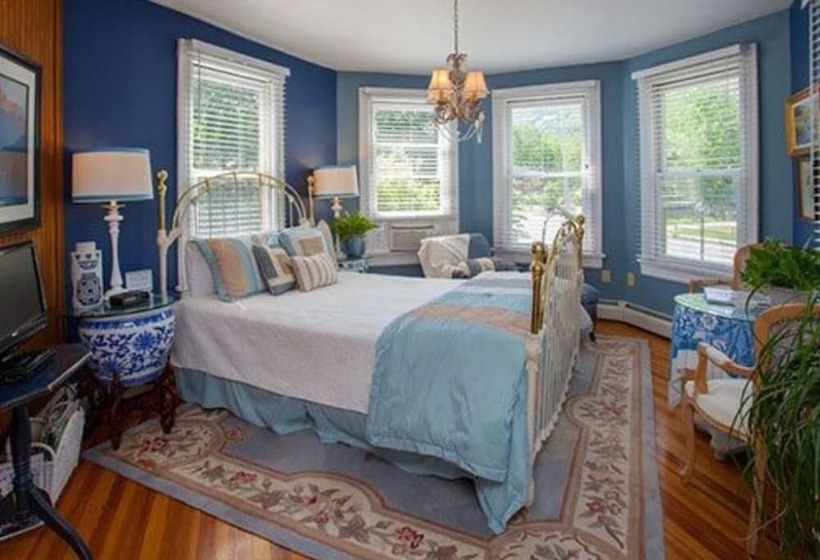 צימר Fairlawn Inn