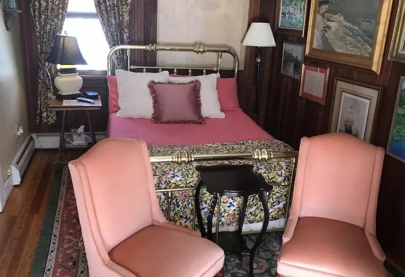 ベッドアンドブレックファースト Fairlawn Inn